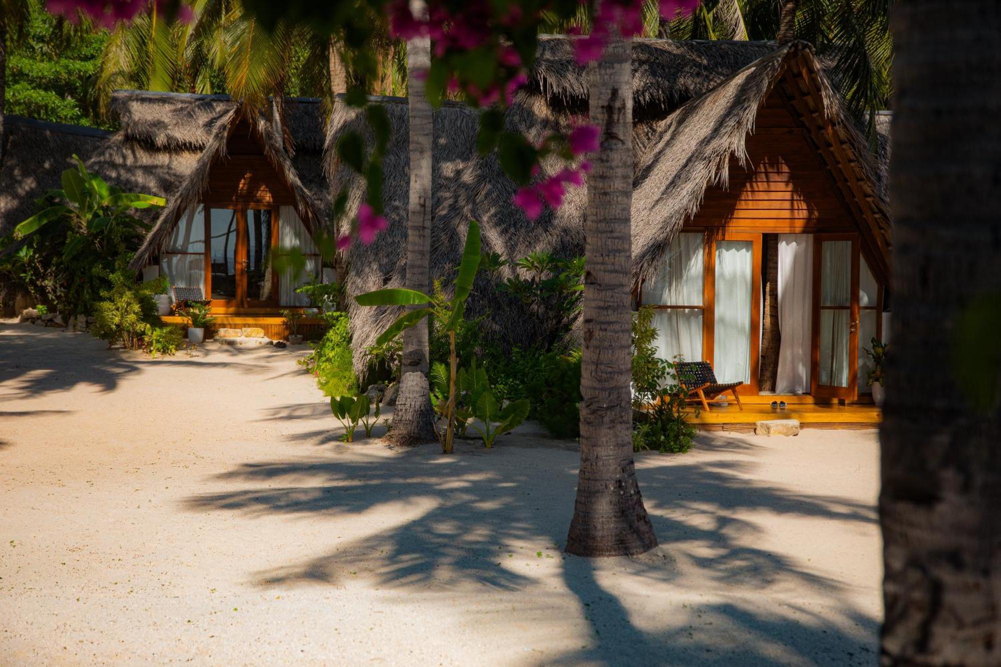 81 Palms Resort Nembrala Exterior photo